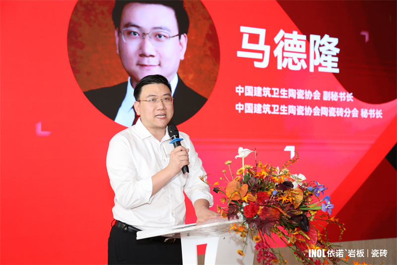 1761100082568748.jpg 10567207.jpg