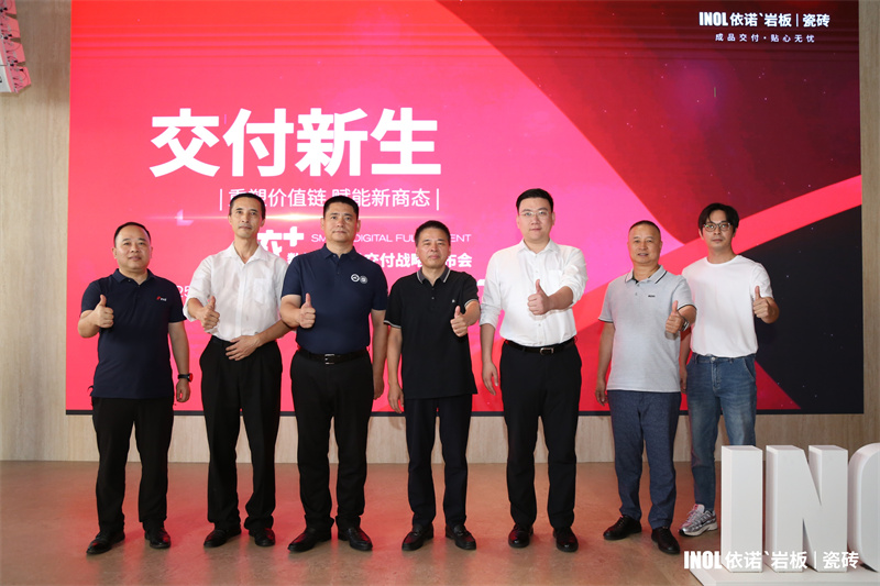 1761100282875075.jpg IMG_8787_wm__11189716.jpg