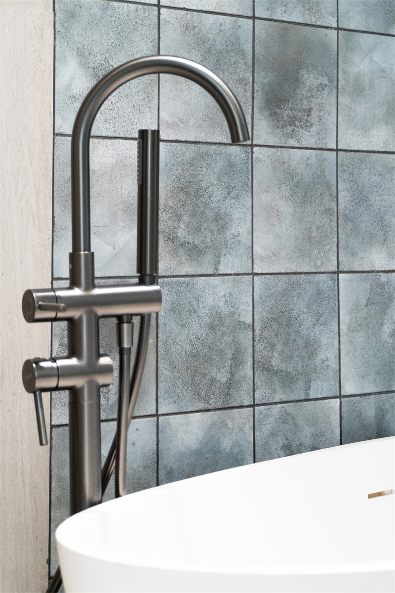 DSC02503 拷贝 墙面 依诺瓷砖【蒂奇达-雾蓝】.jpg