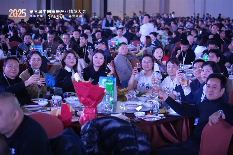 1766818804466603.jpg R5_00791-opq4242158452 (1).jpg